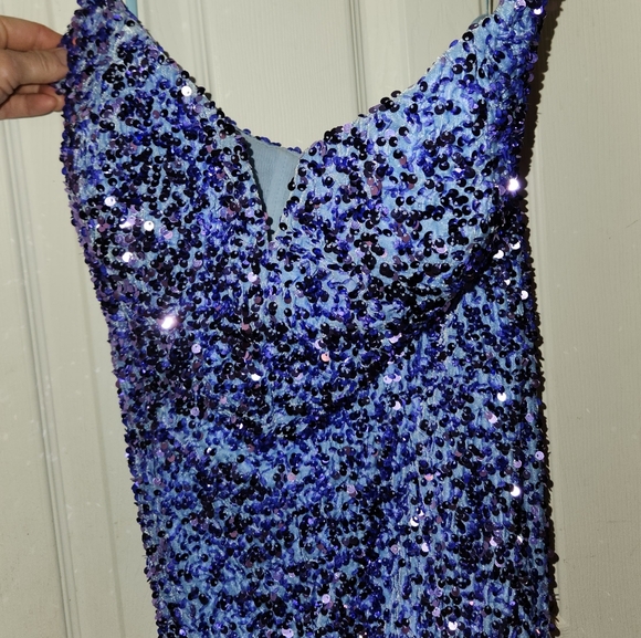 Formal/Prom dress - Picture 1 of 15